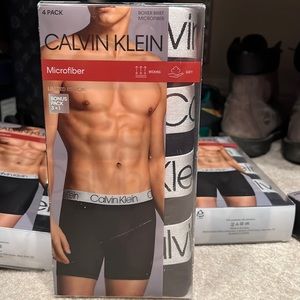 Calvin Klein Microfiber Boxer Brief, 4 pack, Medium, Black
